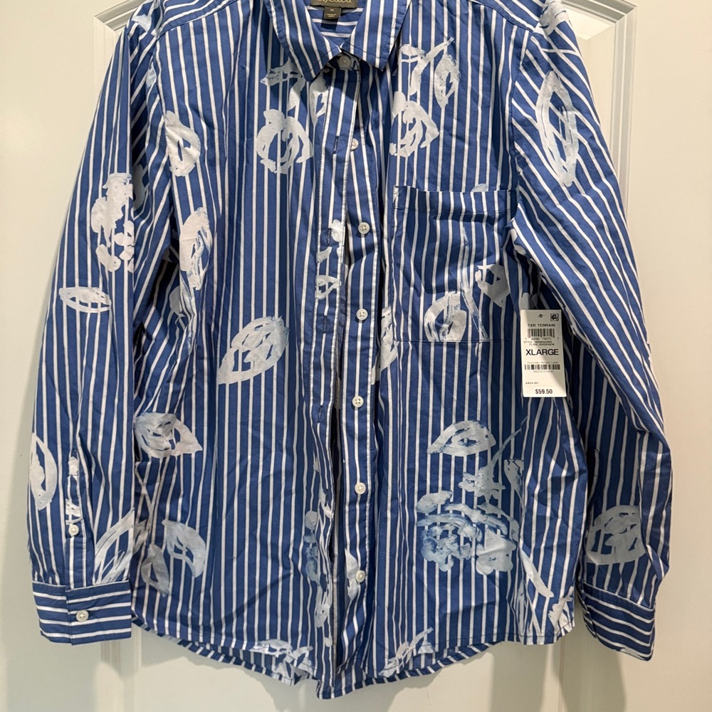 NWT Blue and White Long Sleeve Button Down Shirt